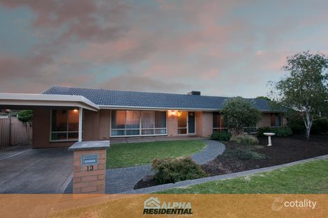 13 Roundaway Cres, O'Halloran Hill, SA 5158