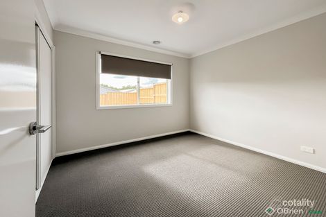 Property photo of 20 Mainstone Street Drouin VIC 3818
