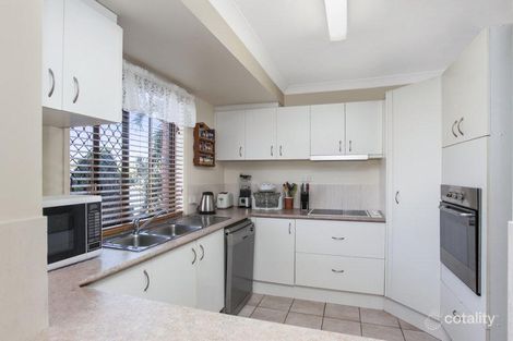 Property photo of 32 Altissimo Close Varsity Lakes QLD 4227