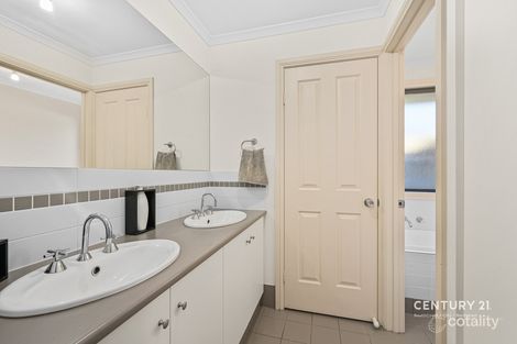 Property photo of 4 Pebble Court Aldinga Beach SA 5173