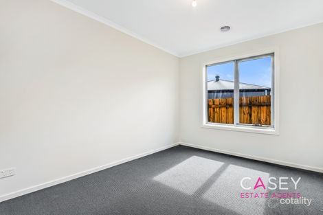Property photo of 2/3 Apple Court Doveton VIC 3177