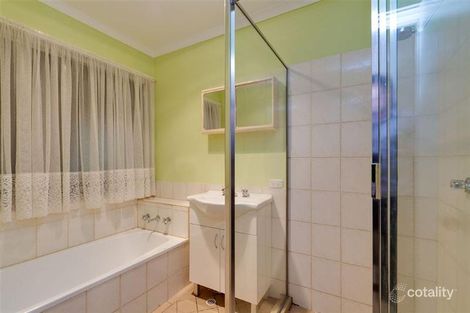 Property photo of 28 Leamington Road Aldgate SA 5154