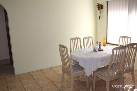 Property photo of 2/16 Christina Court Mermaid Waters QLD 4218