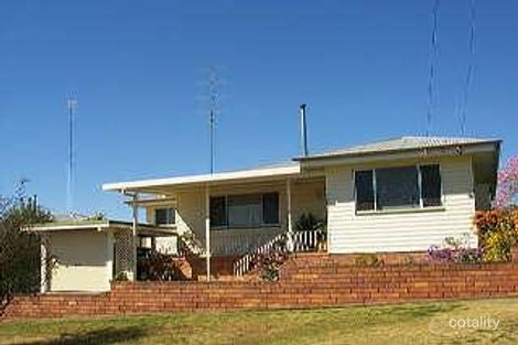 8 Kirklees St, Newtown, QLD 4350