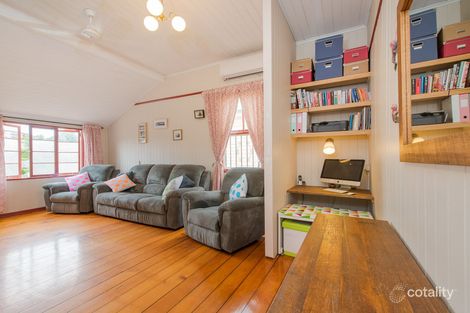 Property photo of 17 Newton Street Coorparoo QLD 4151