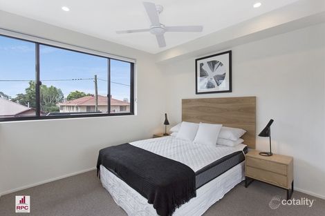 Property photo of 207/36 Anglesey Street Kangaroo Point QLD 4169
