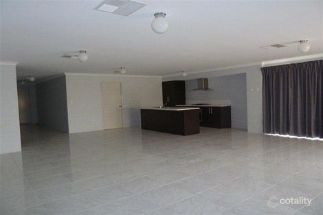 Property photo of 19 Crimson Way Harrisdale WA 6112