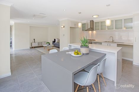 5/10 Pearl Rd, Cloverdale, WA 6105