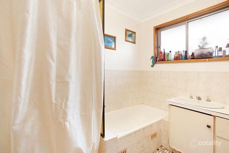 Property photo of 13 Griffin Close Thornton NSW 2322