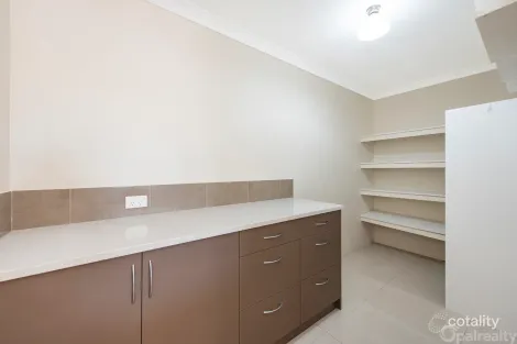 Property photo of 11 Bellingham Parade Wellard WA 6170