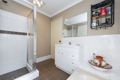 Property photo of 2/26 Canning Road Kalamunda WA 6076