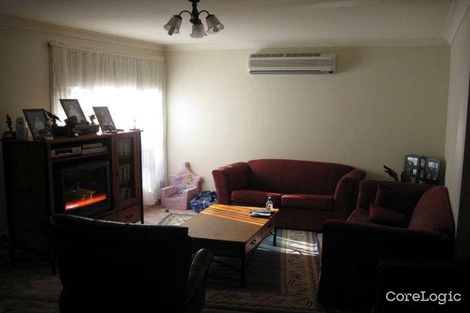 Property photo of 1 Cass Court Currans Hill NSW 2567