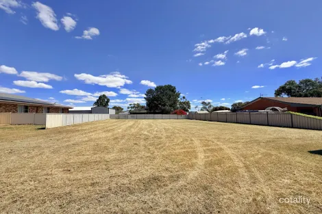 4 Adams Ave, Condobolin, NSW 2877