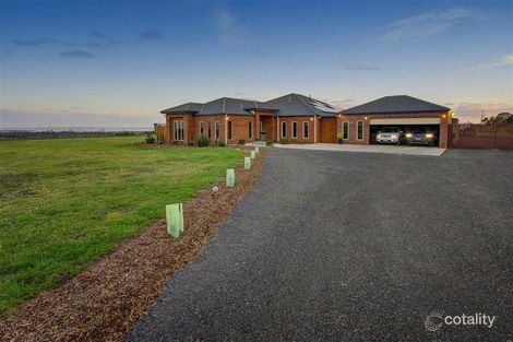 325 Tower Hill Dr, Lovely Banks, VIC 3213