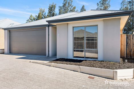 Property photo of 2/4 Brewster Circuit Ellenbrook WA 6069