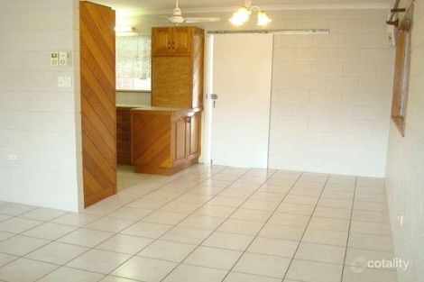 Property photo of 15 Walnut Close Manoora QLD 4870