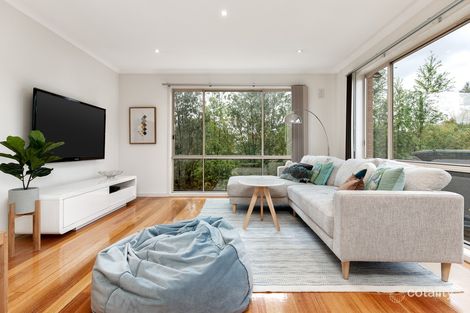 Property photo of 10 Frederick Rise Narre Warren South VIC 3805