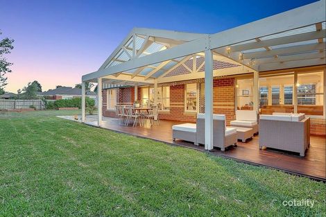 Property photo of 20 Magra Place Roxburgh Park VIC 3064