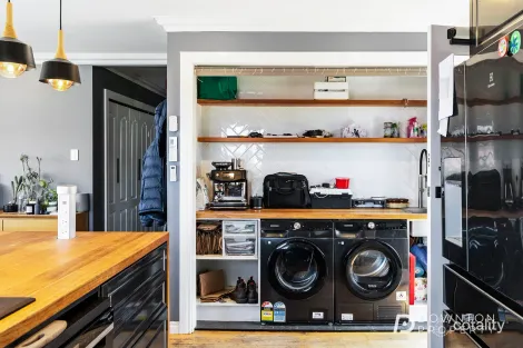 Property photo of 8 Pulkara Circle Berriedale TAS 7011