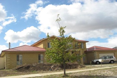 29 Castlewellan Bvd, Hillside, VIC 3037