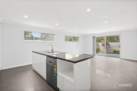 Property photo of 2/5 Harvey Street Warilla NSW 2528