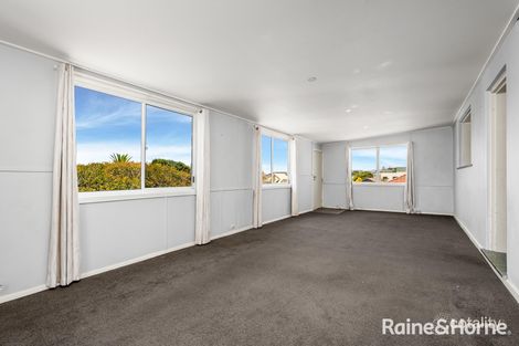 Property photo of 4/66 Mitchell Street Stockton NSW 2295
