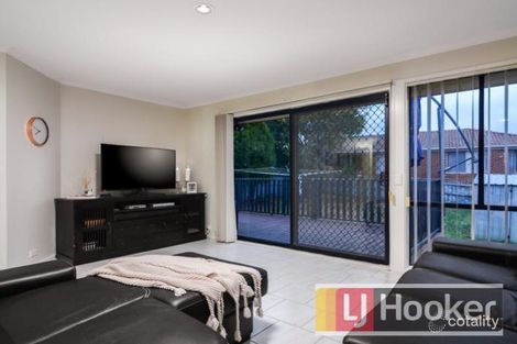 Property photo of 2 Bill Place Hampton Park VIC 3976