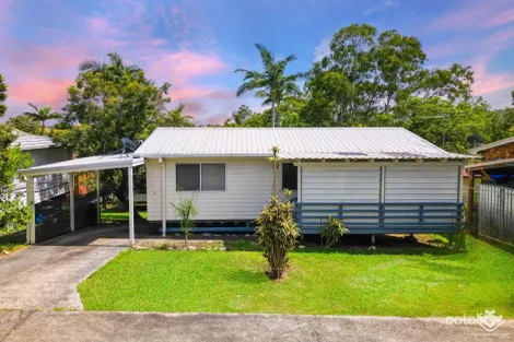 Property photo of 1 Waratah Close Stapylton QLD 4207