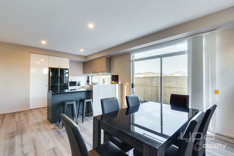 Property photo of 20 League Street Werribee VIC 3030