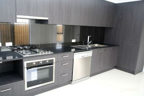 Property photo of 2/12 Peak Crescent Pimpama QLD 4209