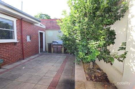 Property photo of 25 Sunshine Avenue Turvey Park NSW 2650