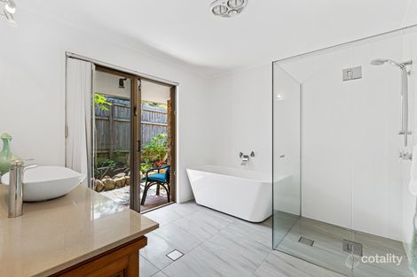 Property photo of 8 Northwood Close Robina QLD 4226