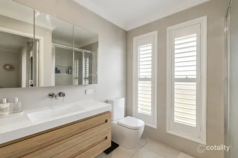 Property photo of 22 Honeyeater Drive Highfields QLD 4352