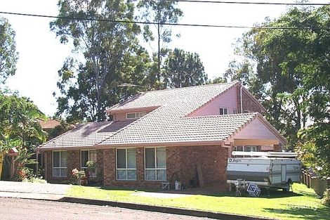 2 Blue Water Ave, Thornlands, QLD 4164