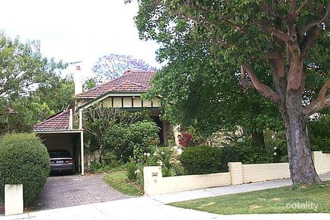 6 Clyde Rd, Menora, WA 6050