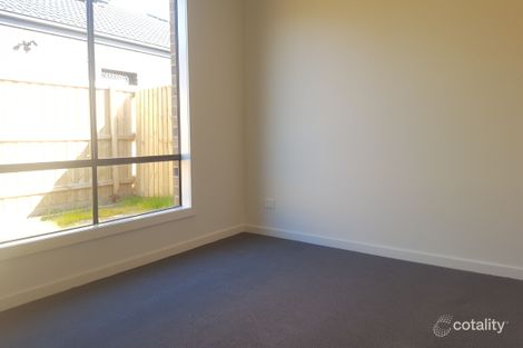 Property photo of 4 Questo Walk Mernda VIC 3754