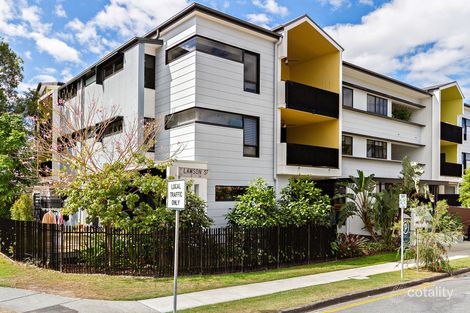 Property photo of 29 Riding Road Hawthorne QLD 4171