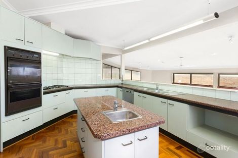 Property photo of 12 Angler Parade Ascot Vale VIC 3032