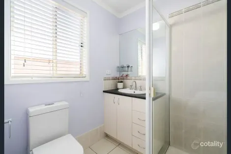 Property photo of 32 Macquarie Drive Wyndham Vale VIC 3024