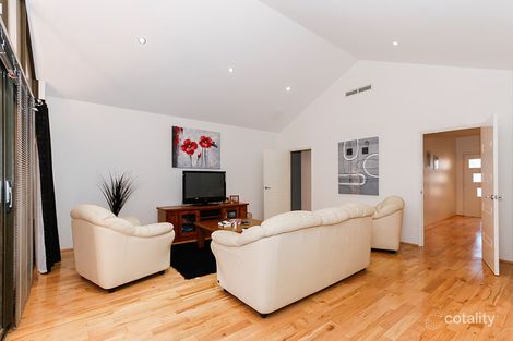 Property photo of 9 Drovers Way Jane Brook WA 6056