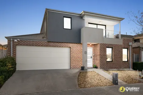 Property photo of 18 Abloom View Mickleham VIC 3064