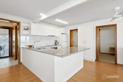 Property photo of 20 Buttfield Avenue Port Vincent SA 5581