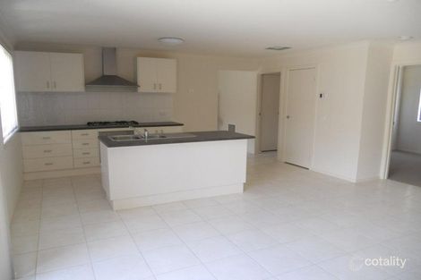 Property photo of 58 Szer Way Carrum Downs VIC 3201