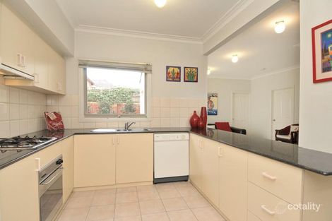 Property photo of 2/946-948 Burke Road Deepdene VIC 3103