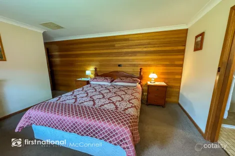 Property photo of 1 Hakea Court Kyabram VIC 3620