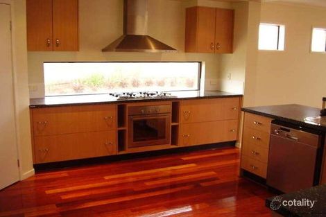 Property photo of 2 The Mews Waterways VIC 3195