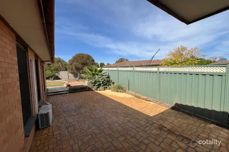 Property photo of 72 Northumberland Crescent Shepparton VIC 3630
