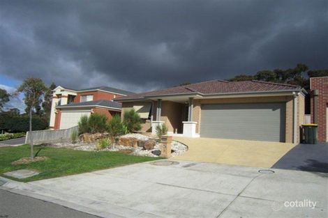Property photo of 3 Wallaby Walk Sunbury VIC 3429