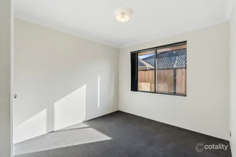 Property photo of 8 Valli Link Byford WA 6122