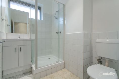 Property photo of 9/13 Waratah Avenue Glen Huntly VIC 3163